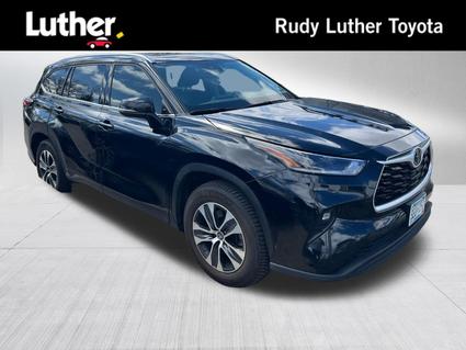 2021 Toyota Highlander Minneapolis MN