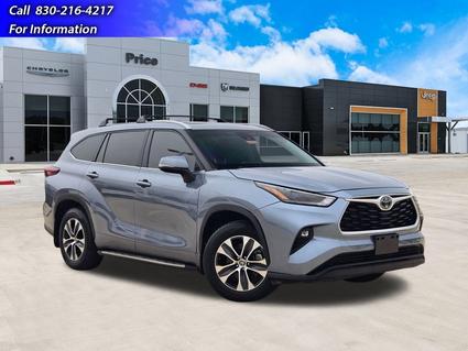 2022 Toyota Highlander Floresville TX