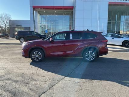2021 Toyota Highlander Brainerd MN