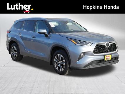 2021 Toyota Highlander Hopkins MN