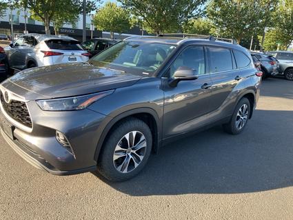 2022 Toyota Highlander  