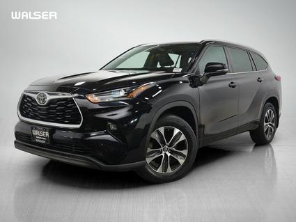 2021 Toyota Highlander Minneapolis MN
