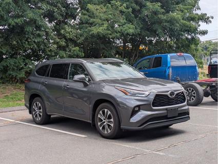 2021 Toyota Highlander Manchester CT