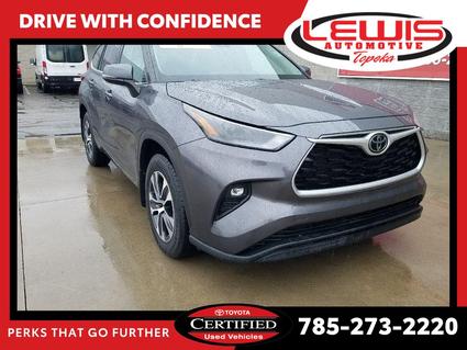 2022 Toyota Highlander Topeka KS