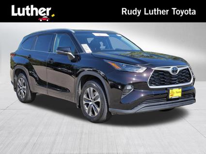 2022 Toyota Highlander Minneapolis MN