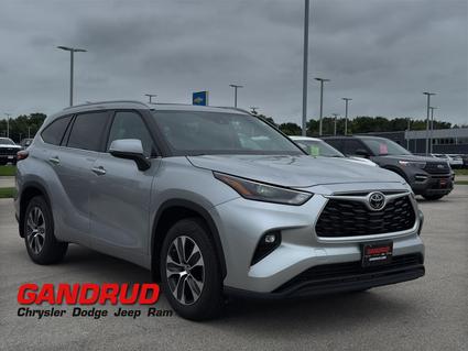 2022 Toyota Highlander Green Bay WI