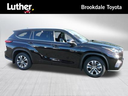 2022 Toyota Highlander Minneapolis MN