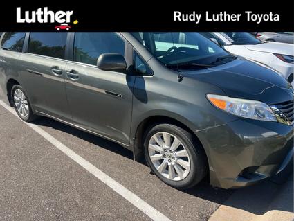 2012 Toyota Sienna Minneapolis MN