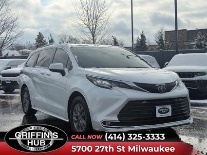 2022 Toyota Sienna Milwaukee WI