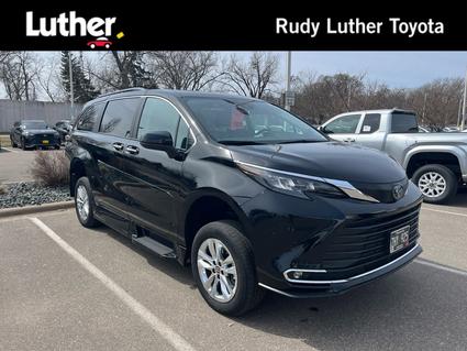 2024 Toyota Sienna Minneapolis MN