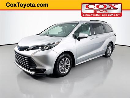 2025 Toyota Sienna Burlington NC