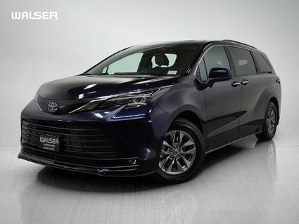 2025 Toyota Sienna Minneapolis MN