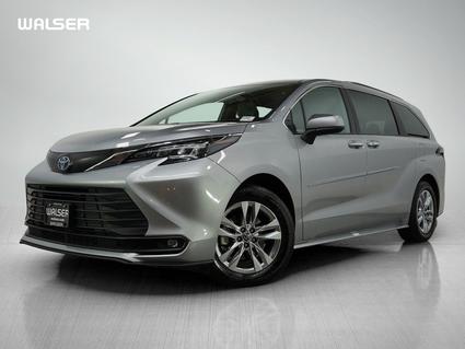 2025 Toyota Sienna Minneapolis MN