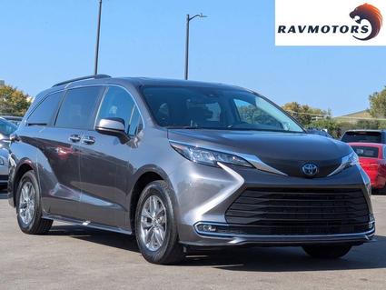 2022 Toyota Sienna Burnsville MN
