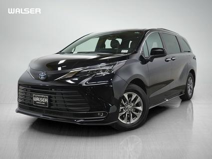 2025 Toyota Sienna Minneapolis MN