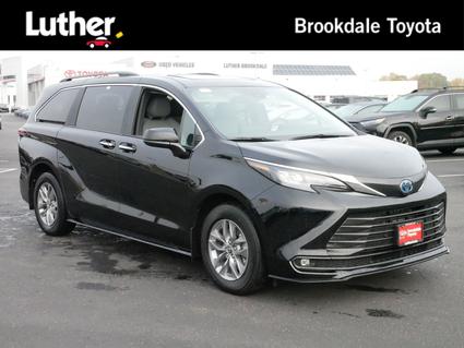 2025 Toyota Sienna Minneapolis MN