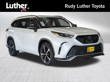 2021 Toyota Highlander Minneapolis MN