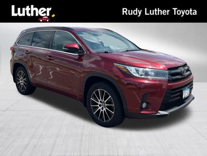 2017 Toyota Highlander Minneapolis MN
