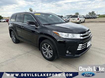 2017 Toyota Highlander Devils Lake ND