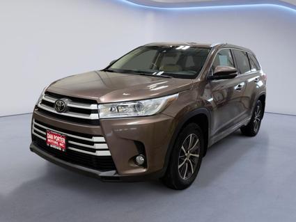 2018 Toyota Highlander Dickinson ND