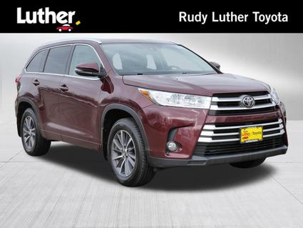 2017 Toyota Highlander Minneapolis MN