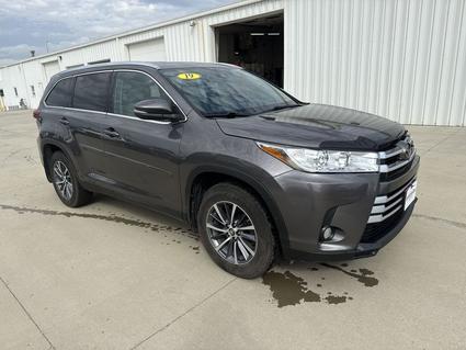 2019 Toyota Highlander Devils Lake ND