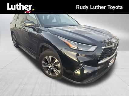 2023 Toyota Highlander Hybrid Minneapolis MN
