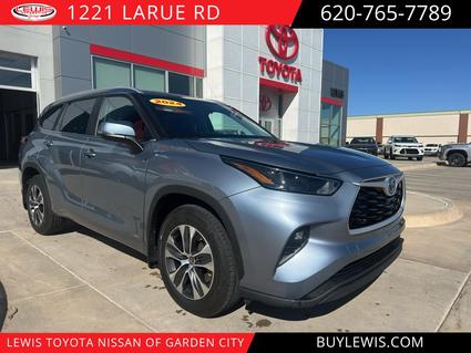 2024 Toyota Highlander Hybrid Garden City KS