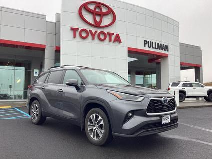 2023 Toyota Highlander Hybrid Pullman WA