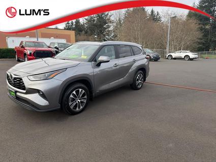 2025 Toyota Highlander Hybrid Warrenton OR