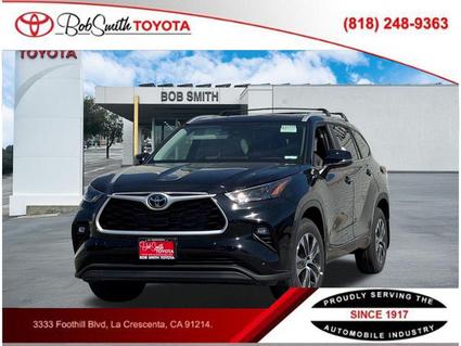 2026 Toyota Highlander Hybrid La Crescenta CA