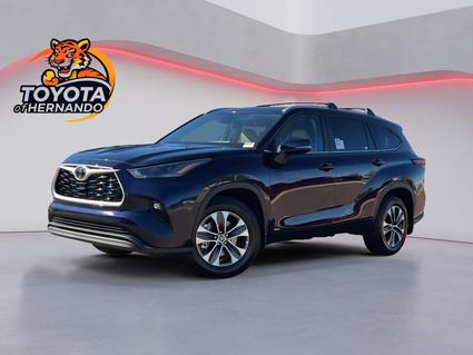 2025 Toyota Highlander Hybrid Hernando MS