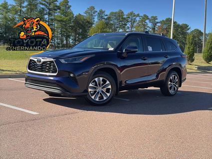 2025 Toyota Highlander Hybrid Hernando MS