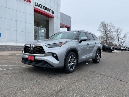 2023 Toyota Highlander Hybrid Brainerd MN