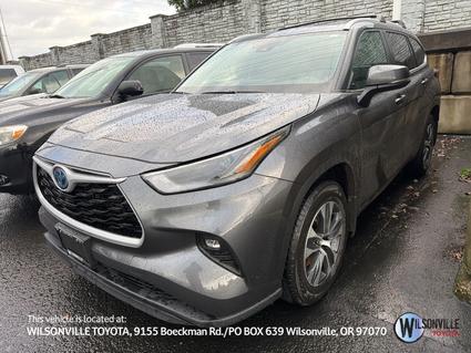 2024 Toyota Highlander Hybrid Vero Beach FL