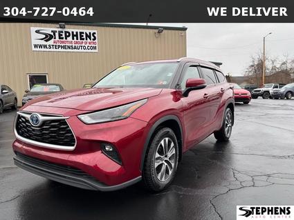 2023 Toyota Highlander Hybrid Danville WV
