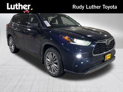 2025 Toyota Highlander Minneapolis MN