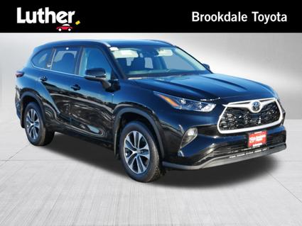 2026 Toyota Highlander Minneapolis MN