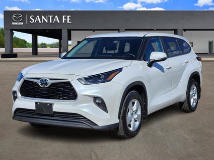 2023 Toyota Highlander Santa Fe NM