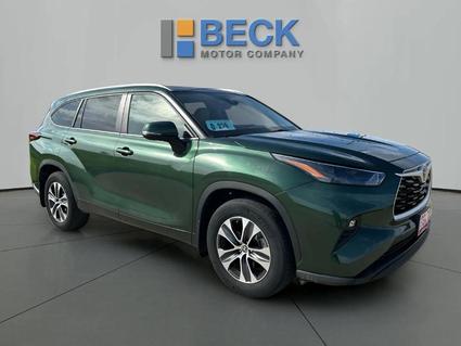 2024 Toyota Highlander Pierre SD