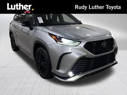 2025 Toyota Highlander Minneapolis MN