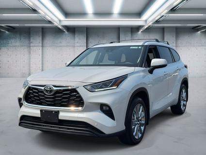 2025 Toyota Highlander Riverhead NY