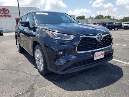 2023 Toyota Highlander Topeka KS