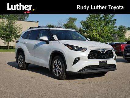 2023 Toyota Highlander Minneapolis MN
