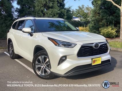 2023 Toyota Highlander Vero Beach FL