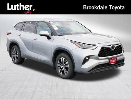 2024 Toyota Highlander Minneapolis MN