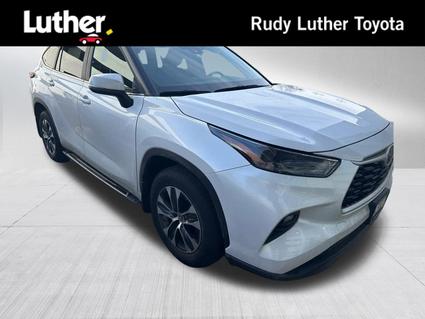 2024 Toyota Highlander Minneapolis MN