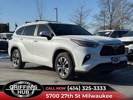 2024 Toyota Highlander Milwaukee WI