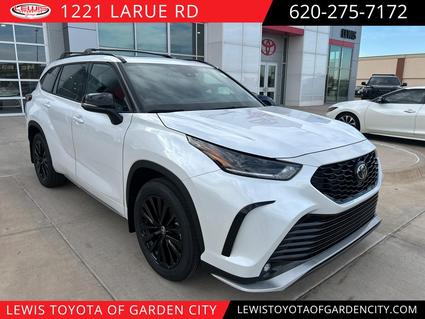 2026 Toyota Highlander Garden City KS