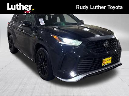2025 Toyota Highlander Minneapolis MN